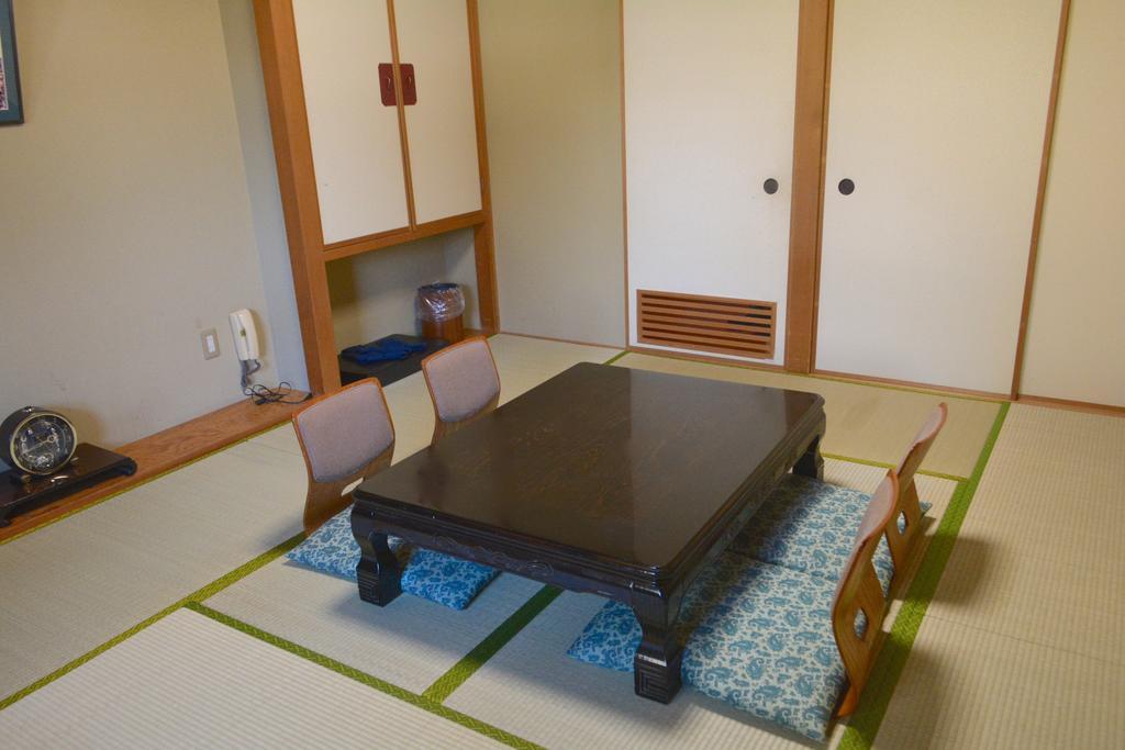 Inuyama International Youth Hostel Екстер'єр фото